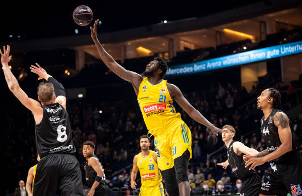 团结和配合 团结和配合